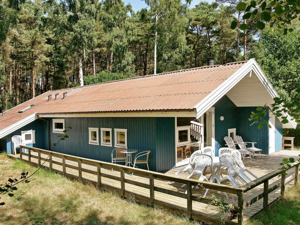 8 Person Holiday Home In Nex Vester Somarken Экстерьер фото